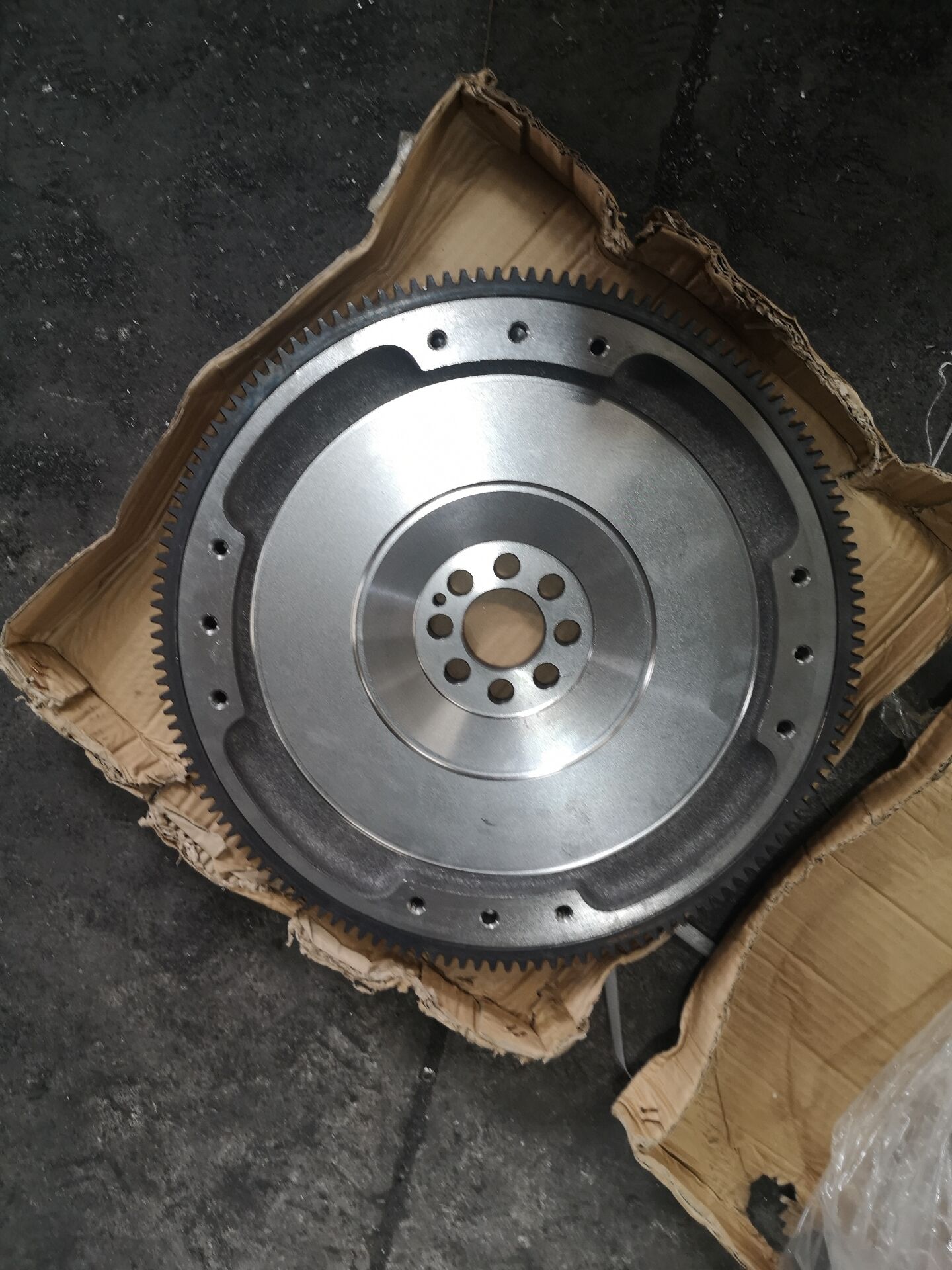 FLYWHEEL FOR ISUZU 4HL1  4HV1    EFI  45T