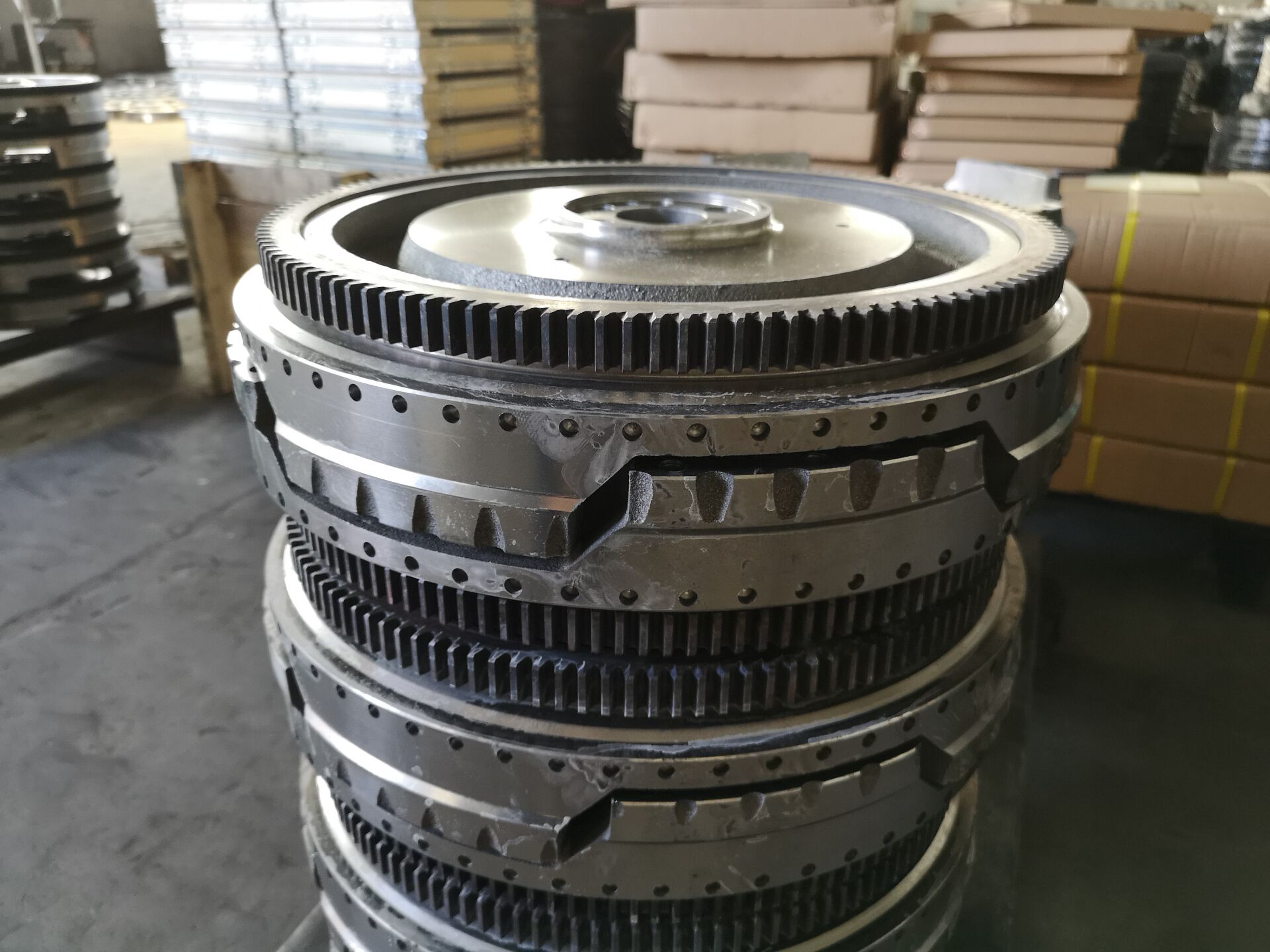 FLYWHEEL FOR MITSUBISHI 6D22    (ME151859/150497)ME052658  2320083010