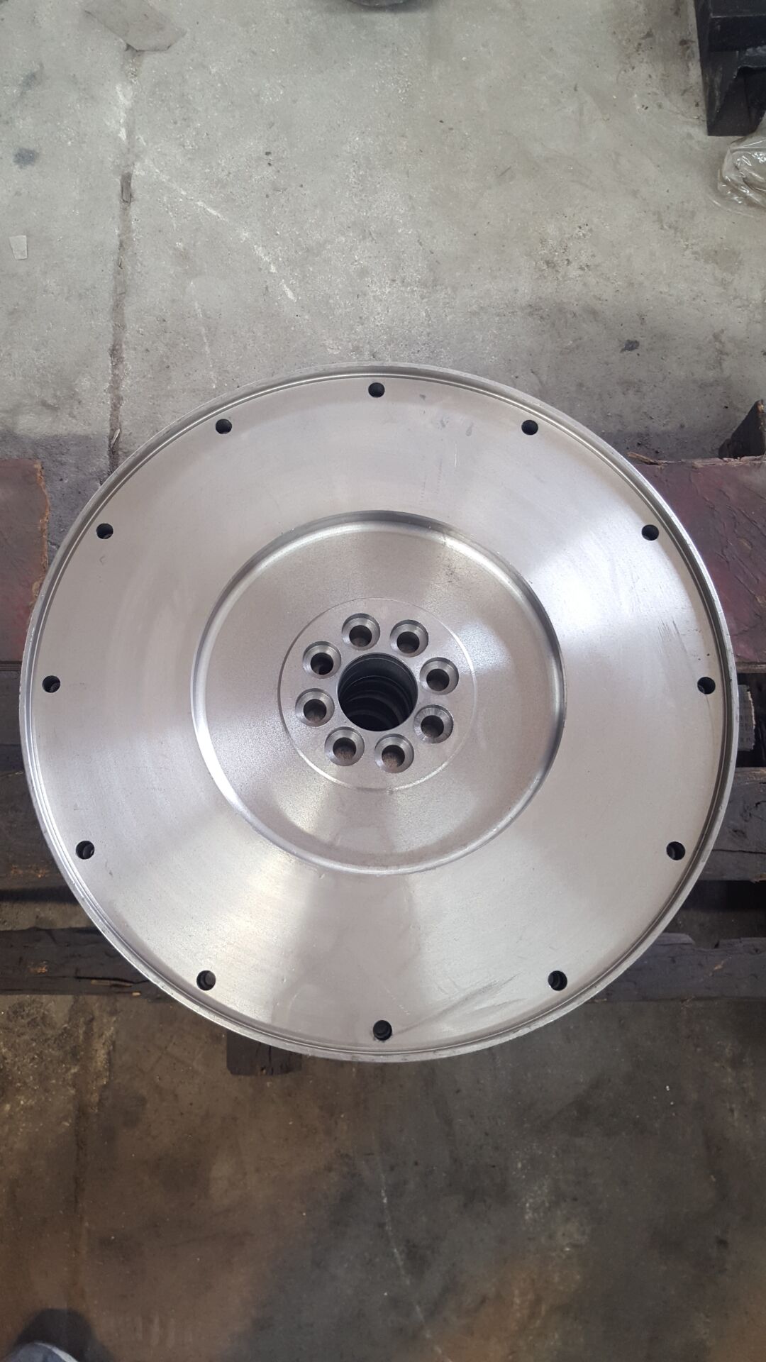 FLYWHEEL FOR BENZ 9060306605/9060303005