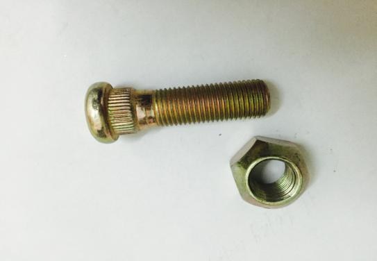 WHEEL HUB BOLT AND NUT M23X1.5 9423316054 FOR ISUZU