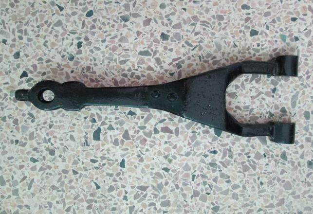 CLUTCH FORK MYYST 8-97187936-0 FOR ISUZU