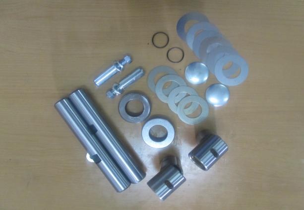 STEERING KNUCKLE REPAIR KIT 0443136062 FOR TOYOTA