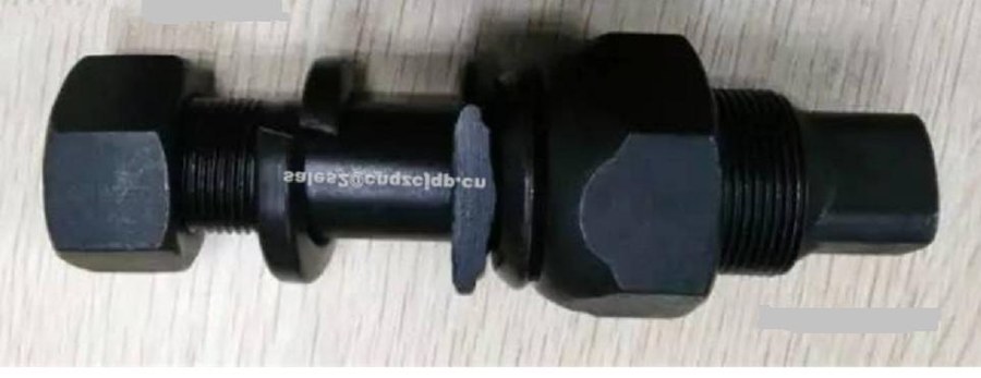 WHEEL HUB BOLT 4321090727 FOR NISSAN