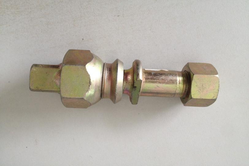 WHEEL HUB BOLT 9423300750 FOR ISUZU
