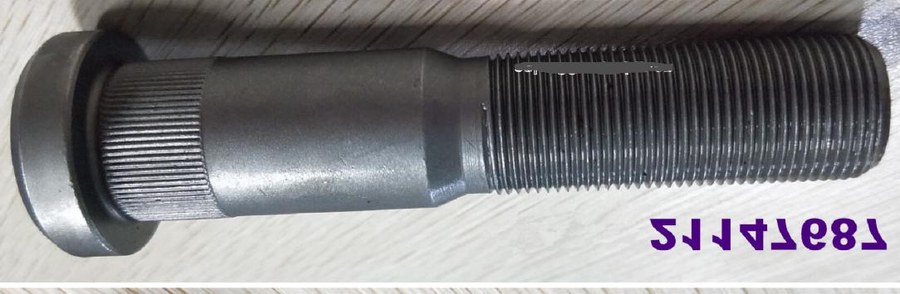 WHEEL HUB BOLT 7421147687 FOR RENAULT
