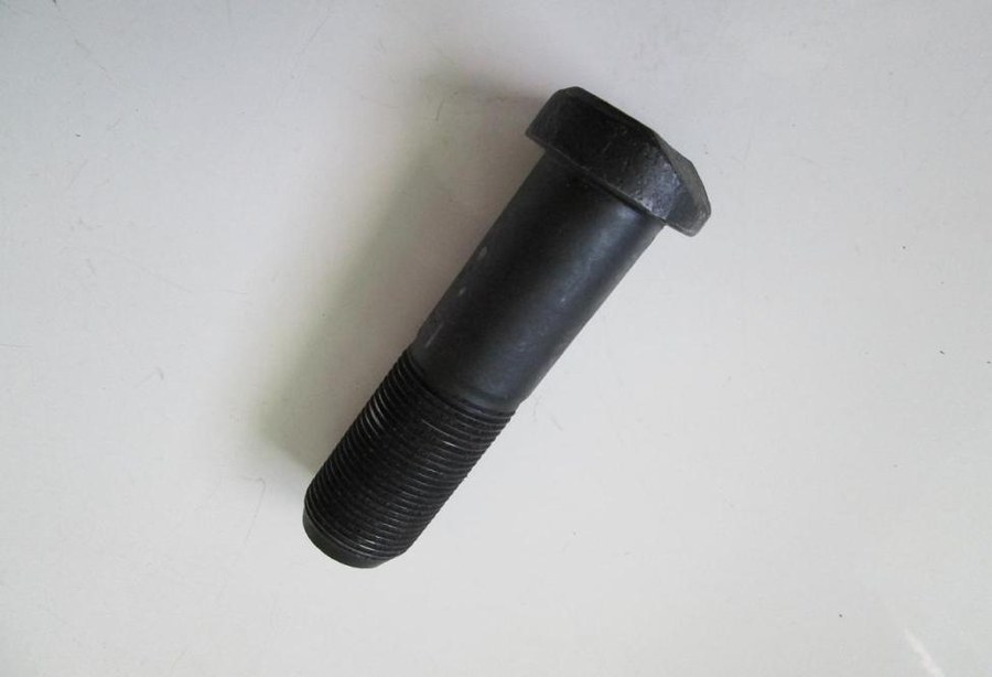 WHEEL HUB BOLT 81455010133 FOR MAN