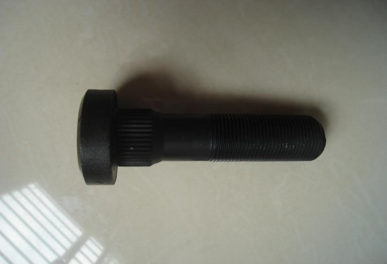 WHEEL HUB BOLT 356736
