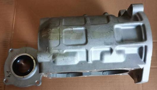 AIR COMPRESSOR HOUSING 1-1991 DOUBLE FOR HINO