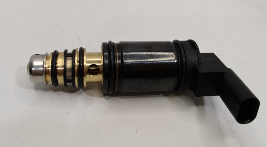 SOLENOID VALVE YG90011 3518412